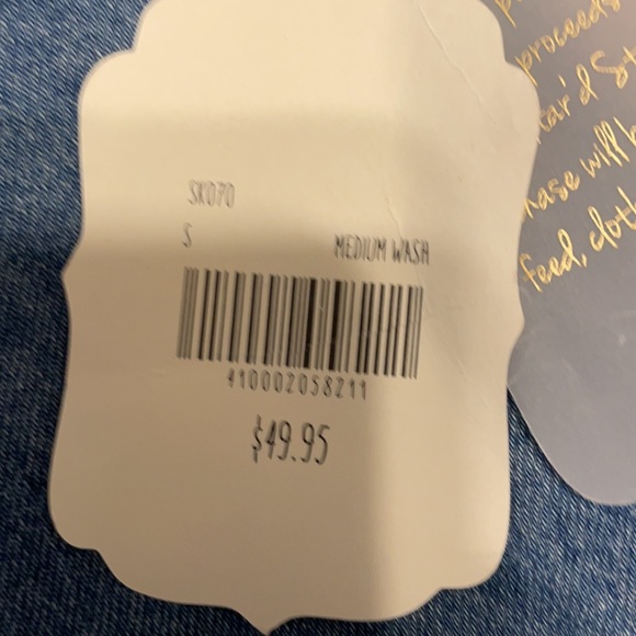 Jean skirt with front zipper - Picture 3 of 3